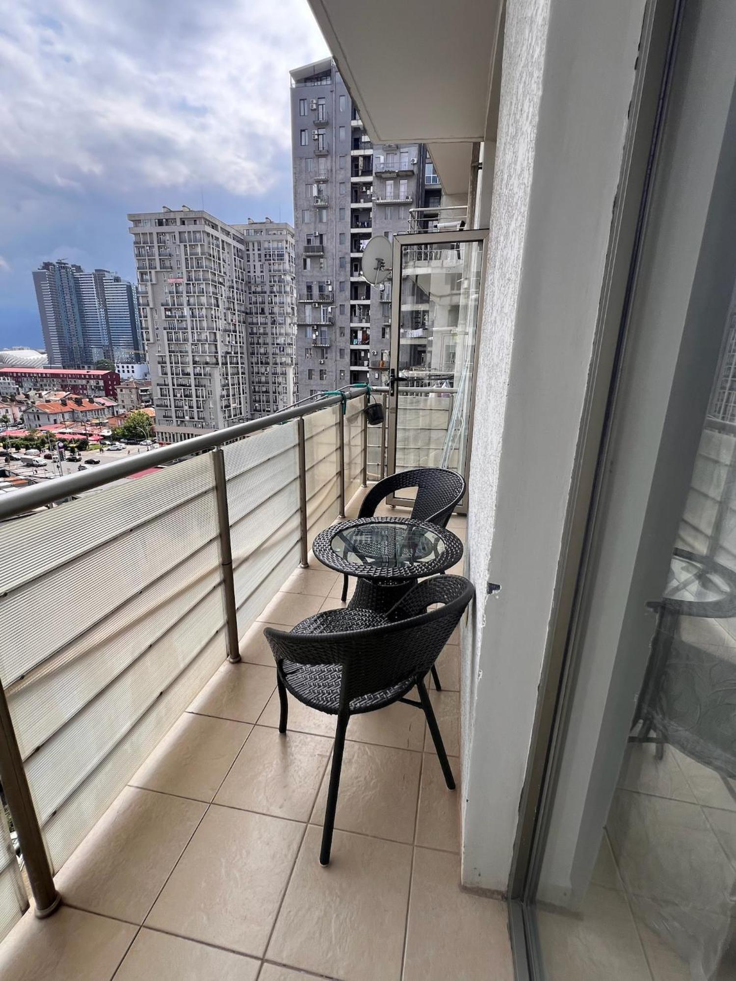 Apartment Center 3 Side Batumi